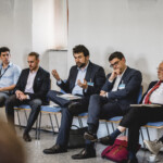 Pfingstdialog Insieme-Gruppe bei der Arbeit