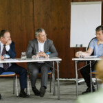 Pfingstdialog Insieme-Gruppe bei der Arbeit