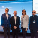 Keynote Erzbischof Franz Lackner „Digitalisierung und Menschenbild" v.l.n.r. Geist&Gegenwart-Koordinator Herwig Hösele, Erzbischof von Salzburg Franz Lackner, Landesrätin Barbara Eibinger-Miedl, Bischof Wilhelm Krautwaschl