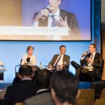 Forum „Artificial Intelligence – Grenzen und Grenzüberschreitungen“ - v. l.n.r. Moderatorin Elisabeth J. Nöstlinger-Jochum (ORF), Christiane Wendehorst (Co-Vorsitzende der dt. Datenethikkommission), Moraltheologe Eberhard Schockenhoff, AI-Topjurist Daniel Schönberger (Google).