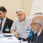 Pfingstdialog Insieme-Gruppe bei der Arbeit