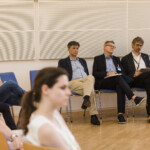 Pfingstdialog Insieme-Gruppe bei der Arbeit