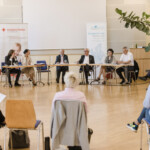 Pfingstdialog Insieme-Gruppe bei der Arbeit